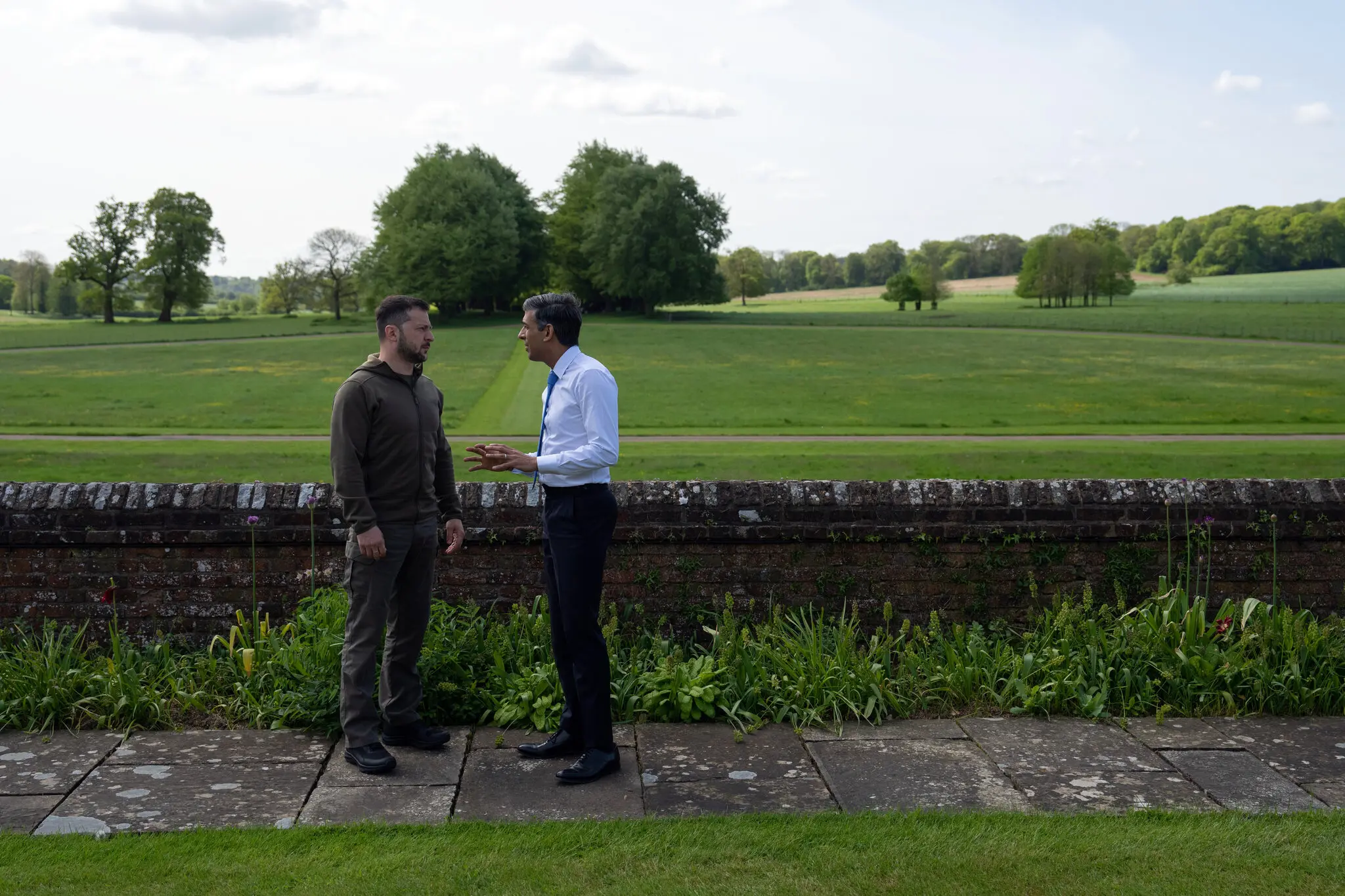 Зеленський відвідав Велику Британію в рамках європейського турне з проханням про військову допомогу
